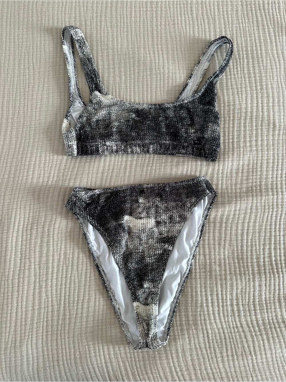 Good American Black & White Bikini Set size 1/2